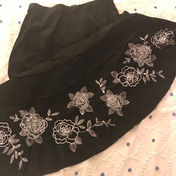 Multiples Dresses & Skirts - Black Linen Embroidered Skirt